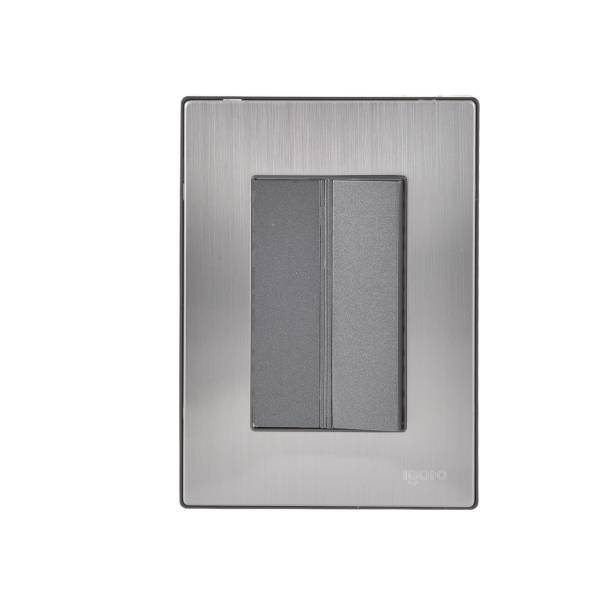 228805 IGOTO - Placa 3 ventanas con apagador sencillo negro Inox-3 Igoto